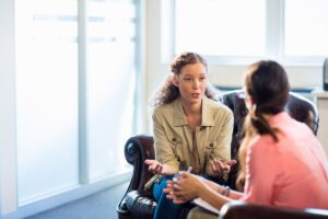 a young woman begins to heal in a co occurring disorders treatment