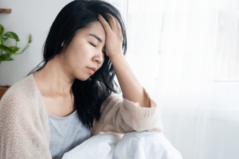 a woman suffering from kratom withdrawal