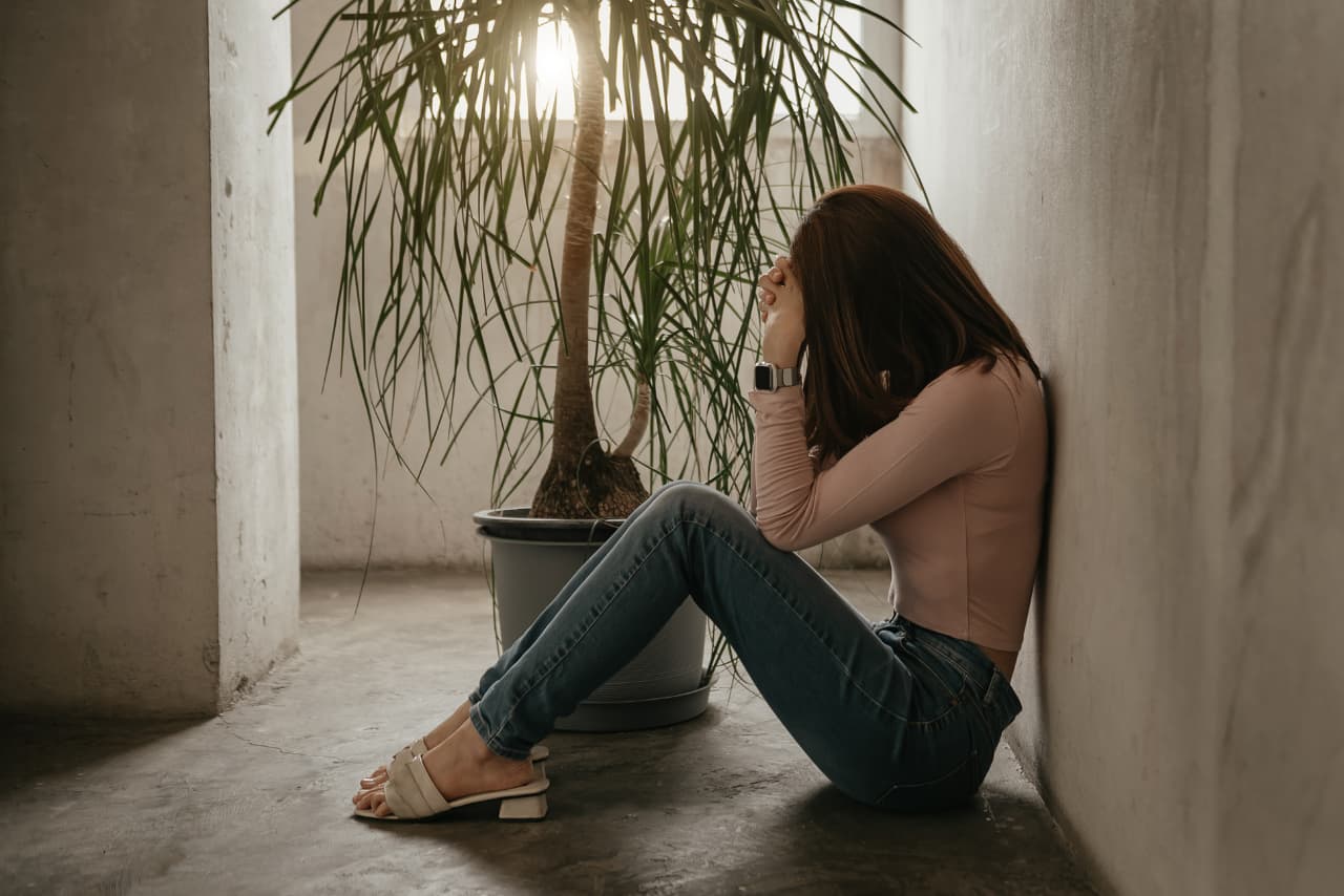woman struggling with Alprazolam for sleep